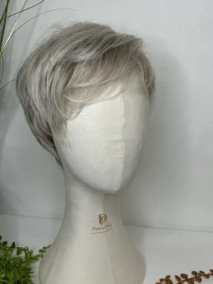Trumpas perukas PIXI Ace Blond