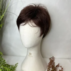 Trumpas perukas PIXI 33