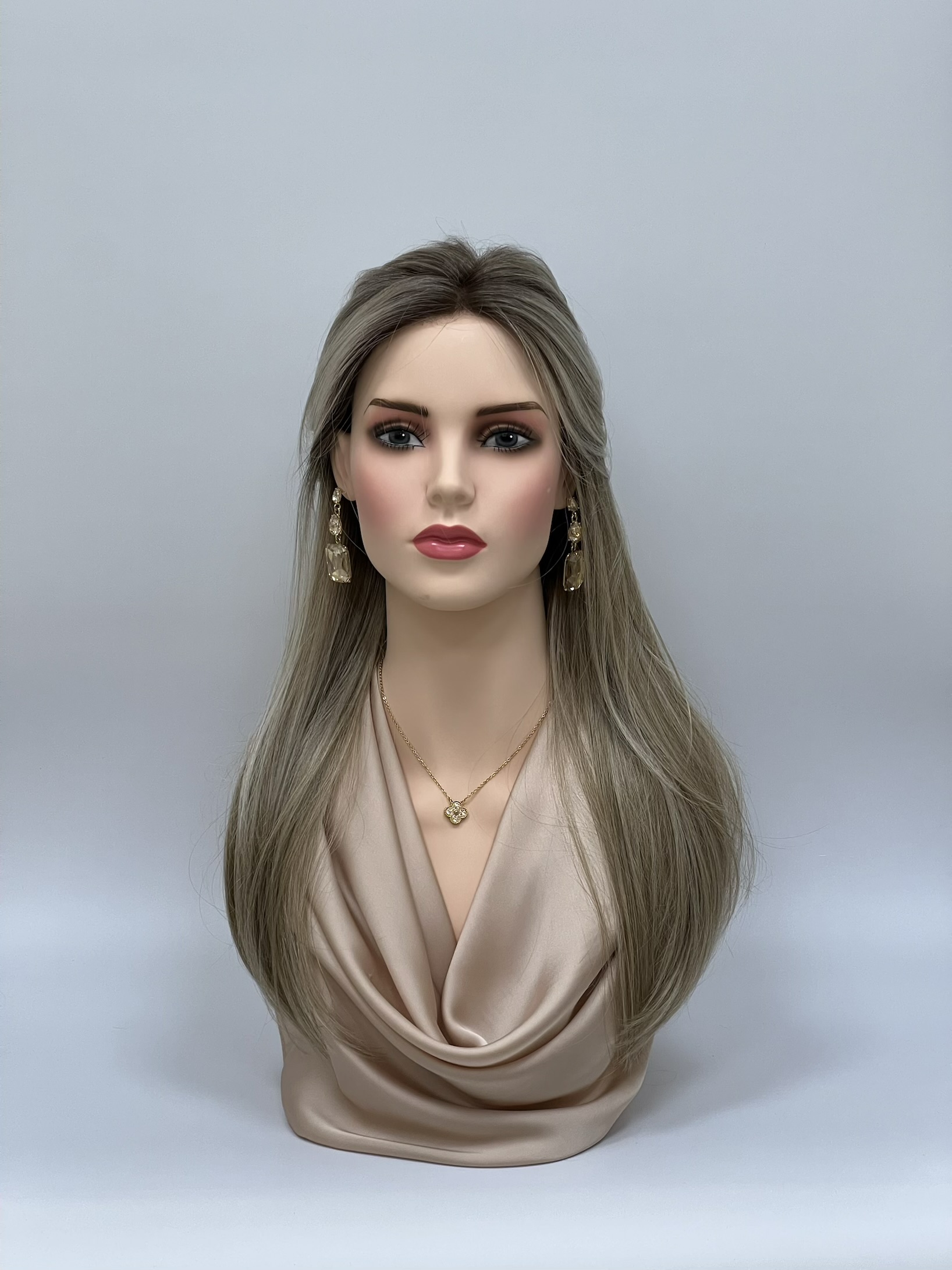 GLOWFIBER perukas Šaltas blondas 60cm - Image 5