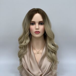 GLOWFIBER perukas Šalta blondinė su tamsiomis šaknimis 55cm