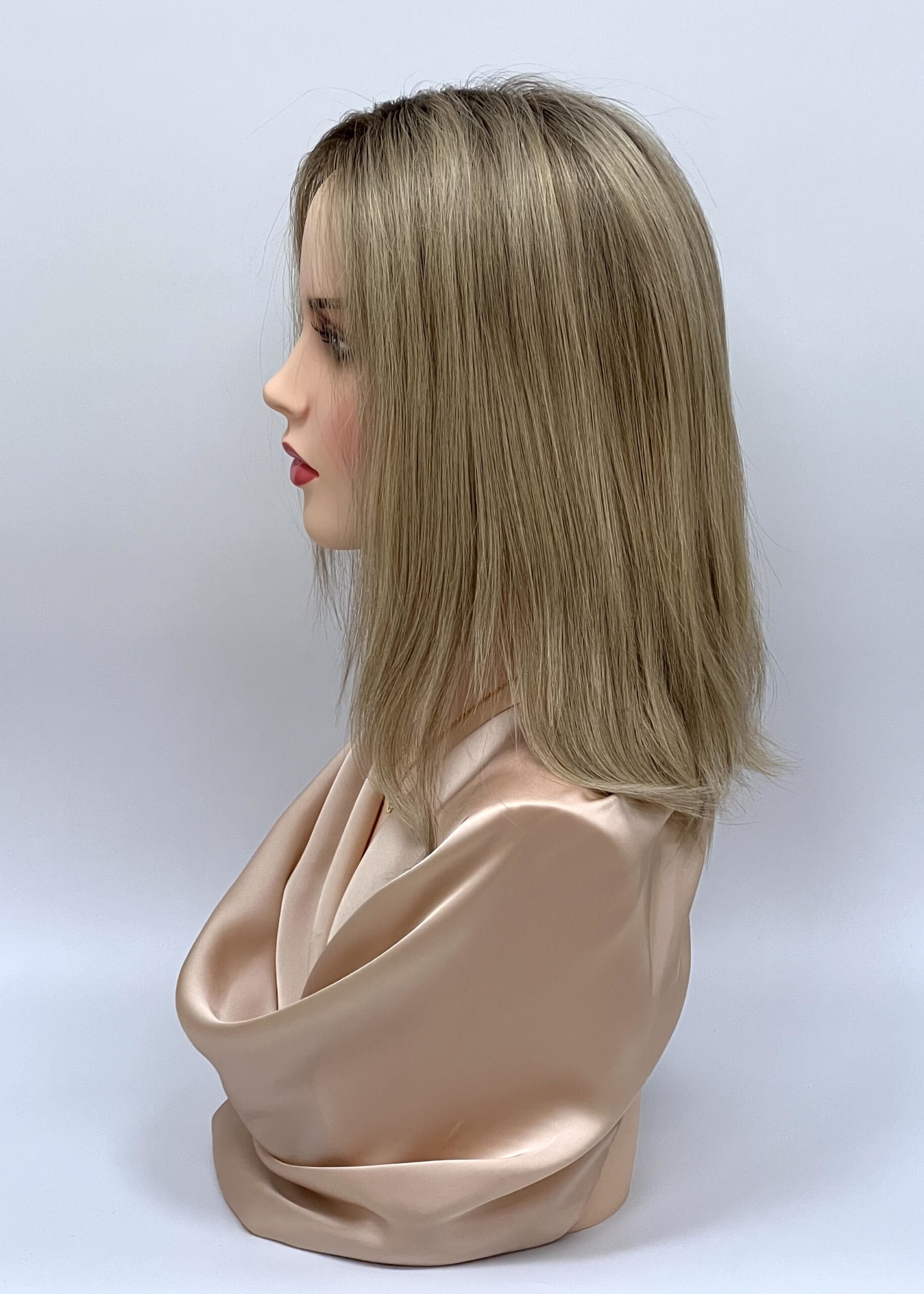 Natūralių plaukų perukas Peleninė tamsi blondinė - Image 2